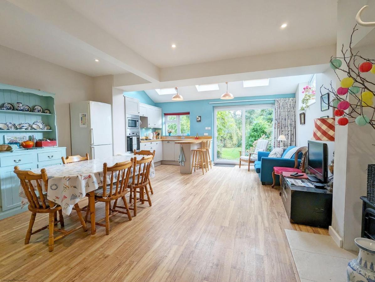 Thorney Road Villa Emsworth Exterior photo